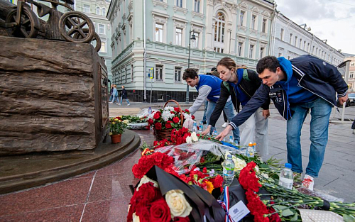 Маёвцы приняли участие в социальной акции «Боль в наших сердцах»